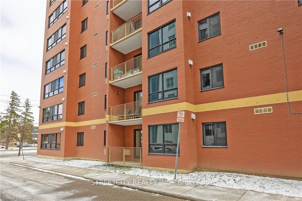 95 Baseline Road W, Unit 103 - Photo 37