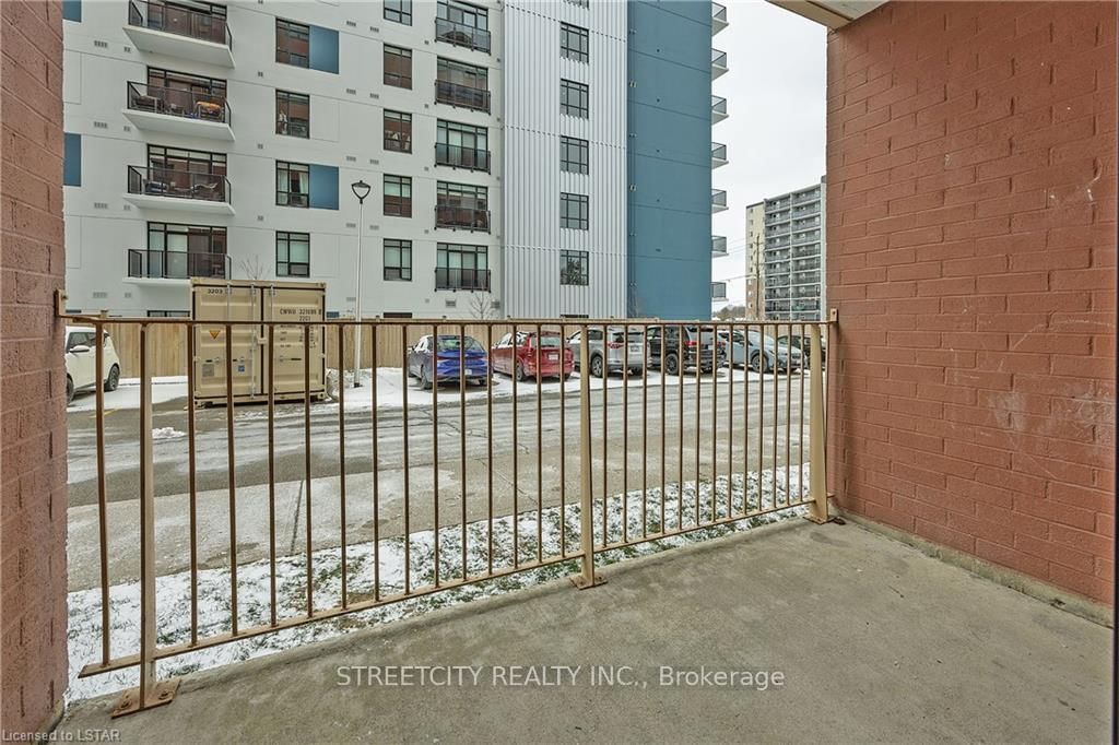 95 Baseline Road W, Unit 103 - Photo 7