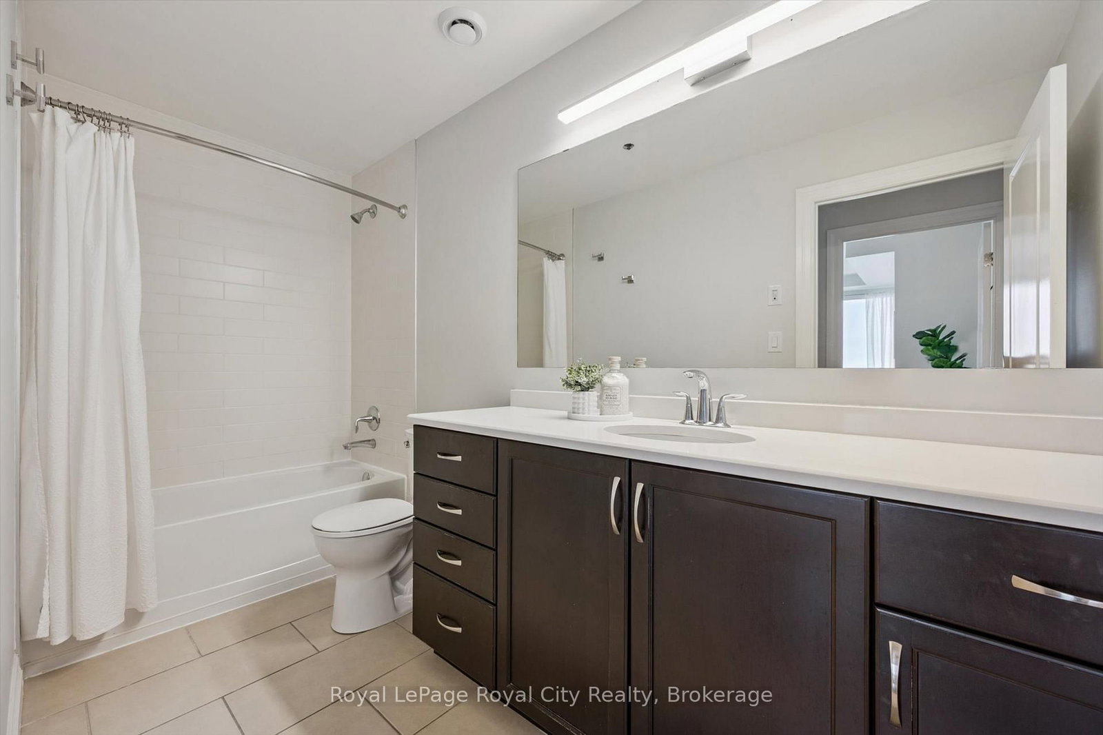 160 Macdonell Street, Unit 1108 - Photo 19