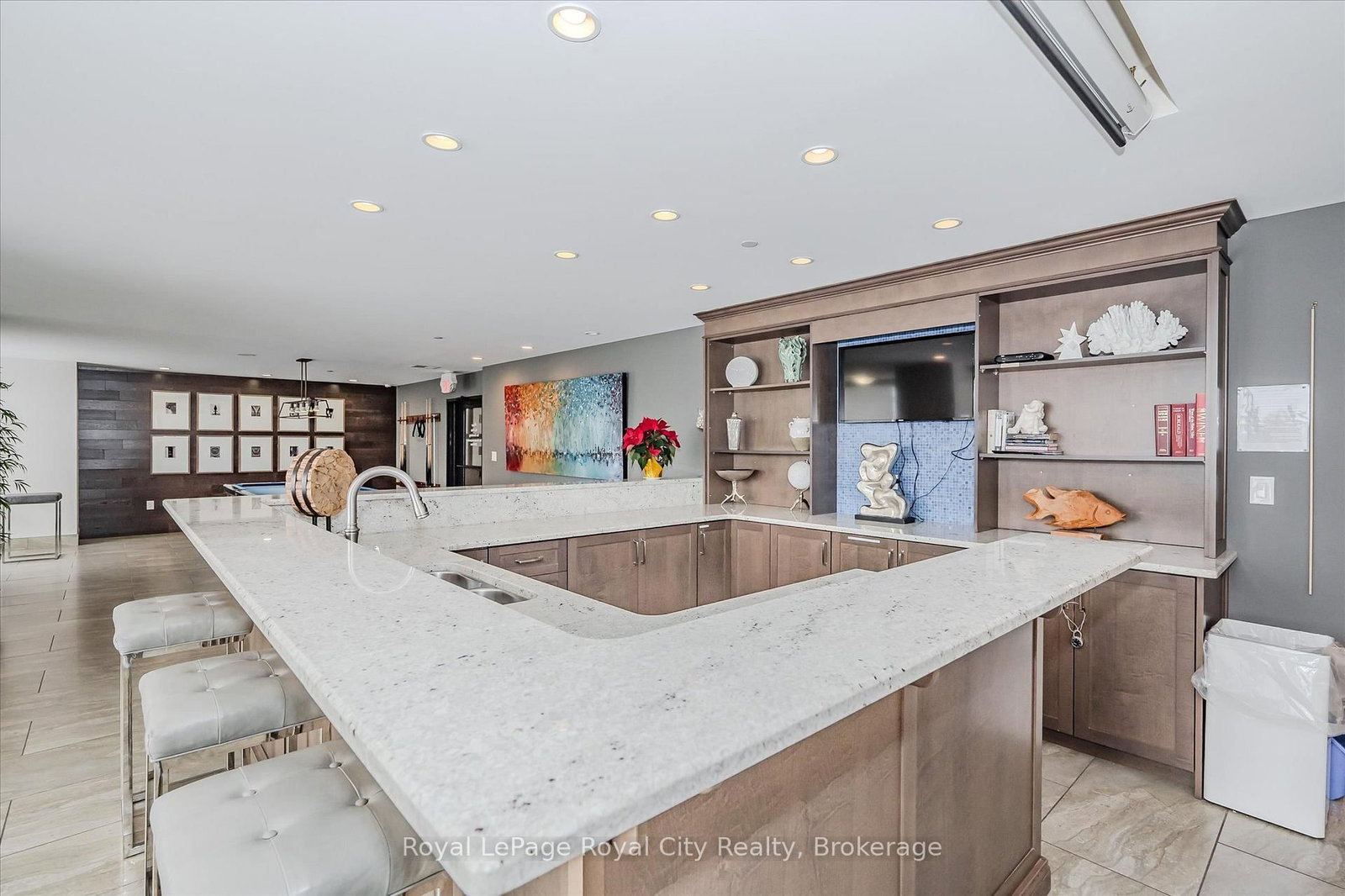 160 Macdonell Street, Unit 1108 - Photo 28