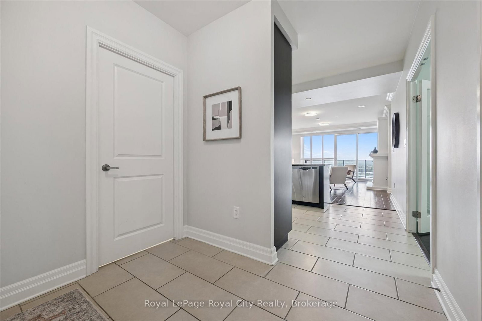 160 Macdonell Street, Unit 1108 - Photo 4