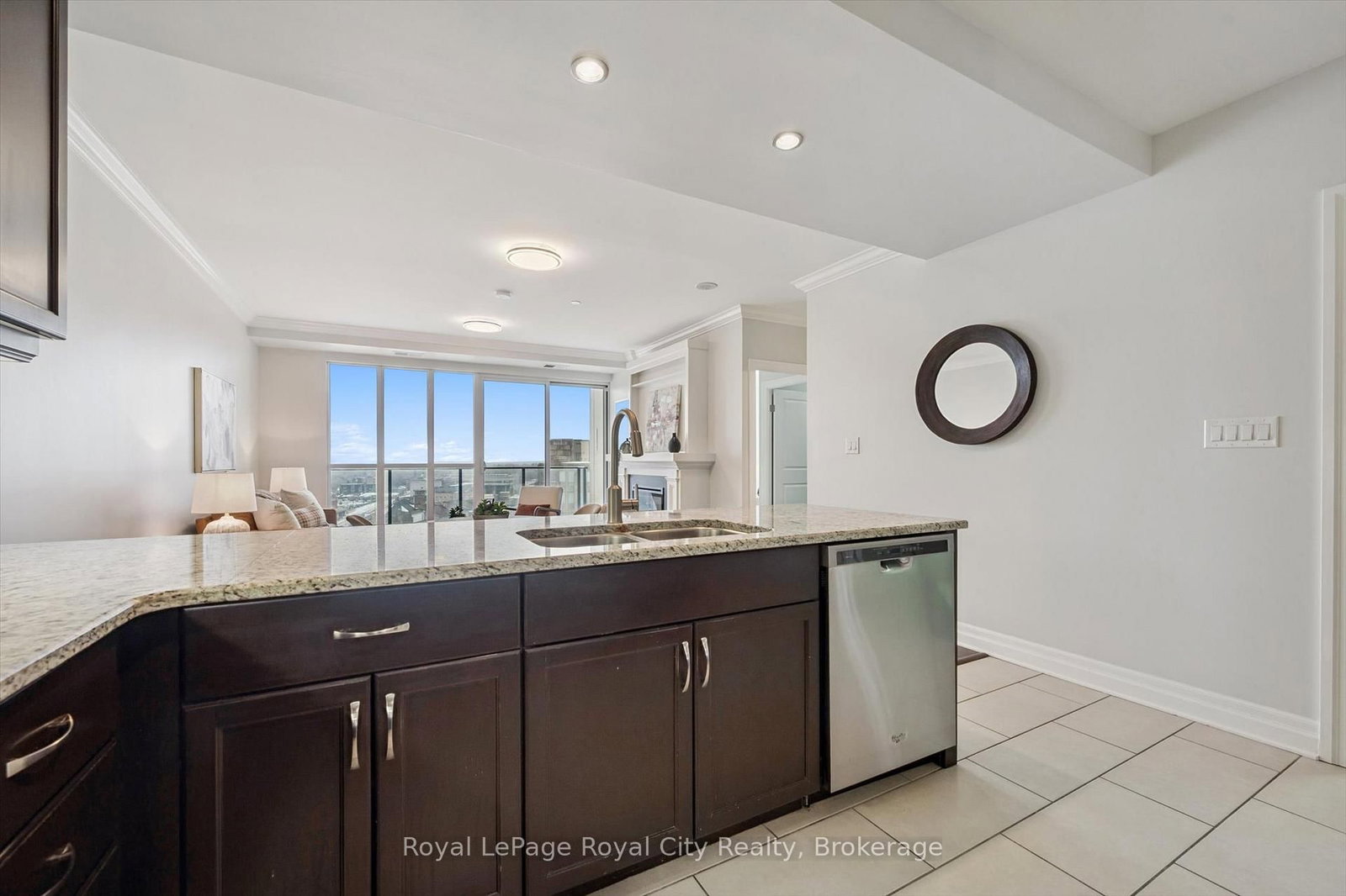 160 Macdonell Street, Unit 1108 - Photo 9