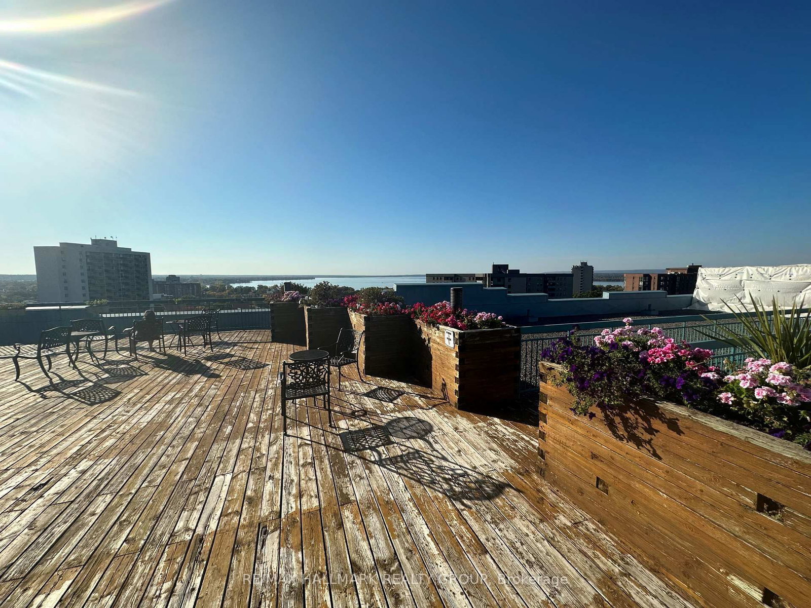 1025 Grenon Avenue, Unit 813 - Photo 18