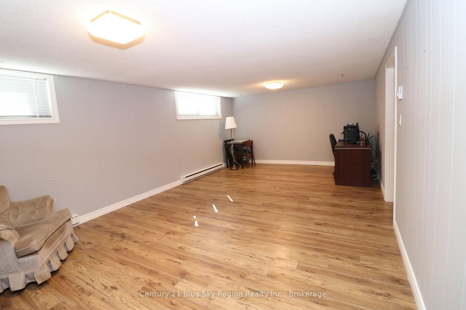 Listing Image 37