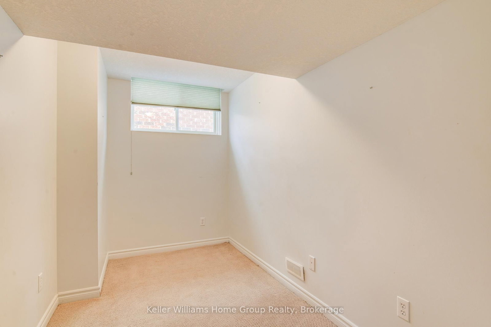 8 Price Street - Photo 40