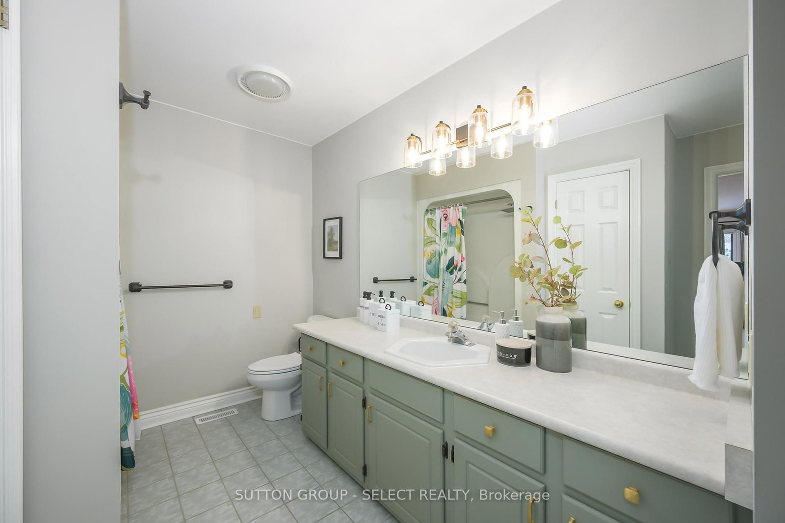 40 Quinella Drive, Unit 28 - Photo 22