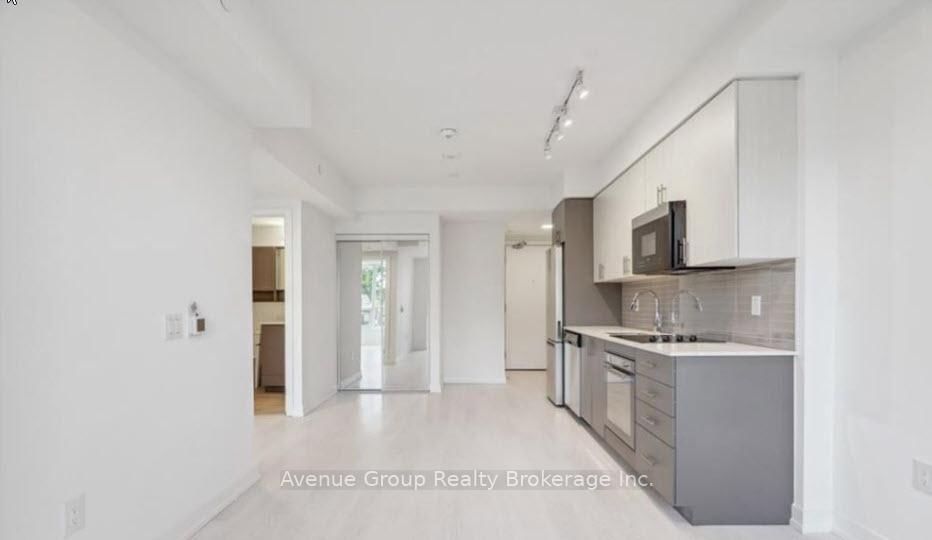 415 Main Street W, Unit 318 - Photo 6