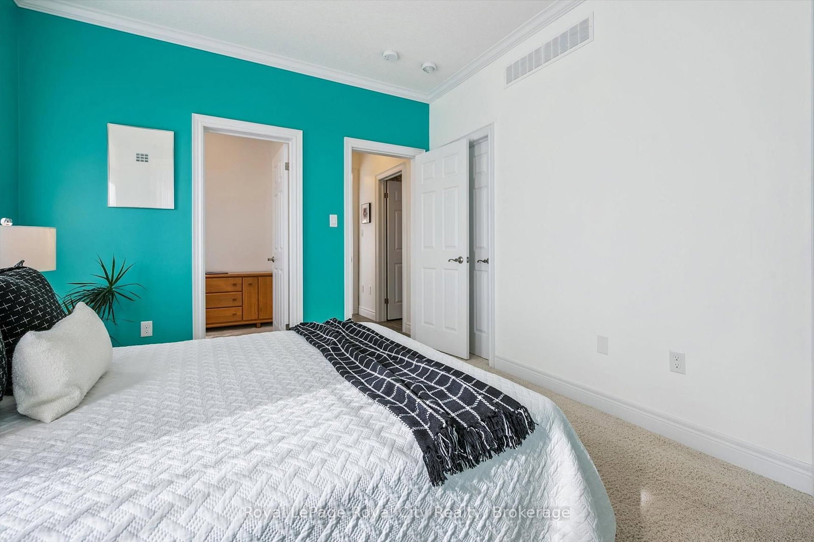 39 Kay Crescent, Unit 1 - Photo 31