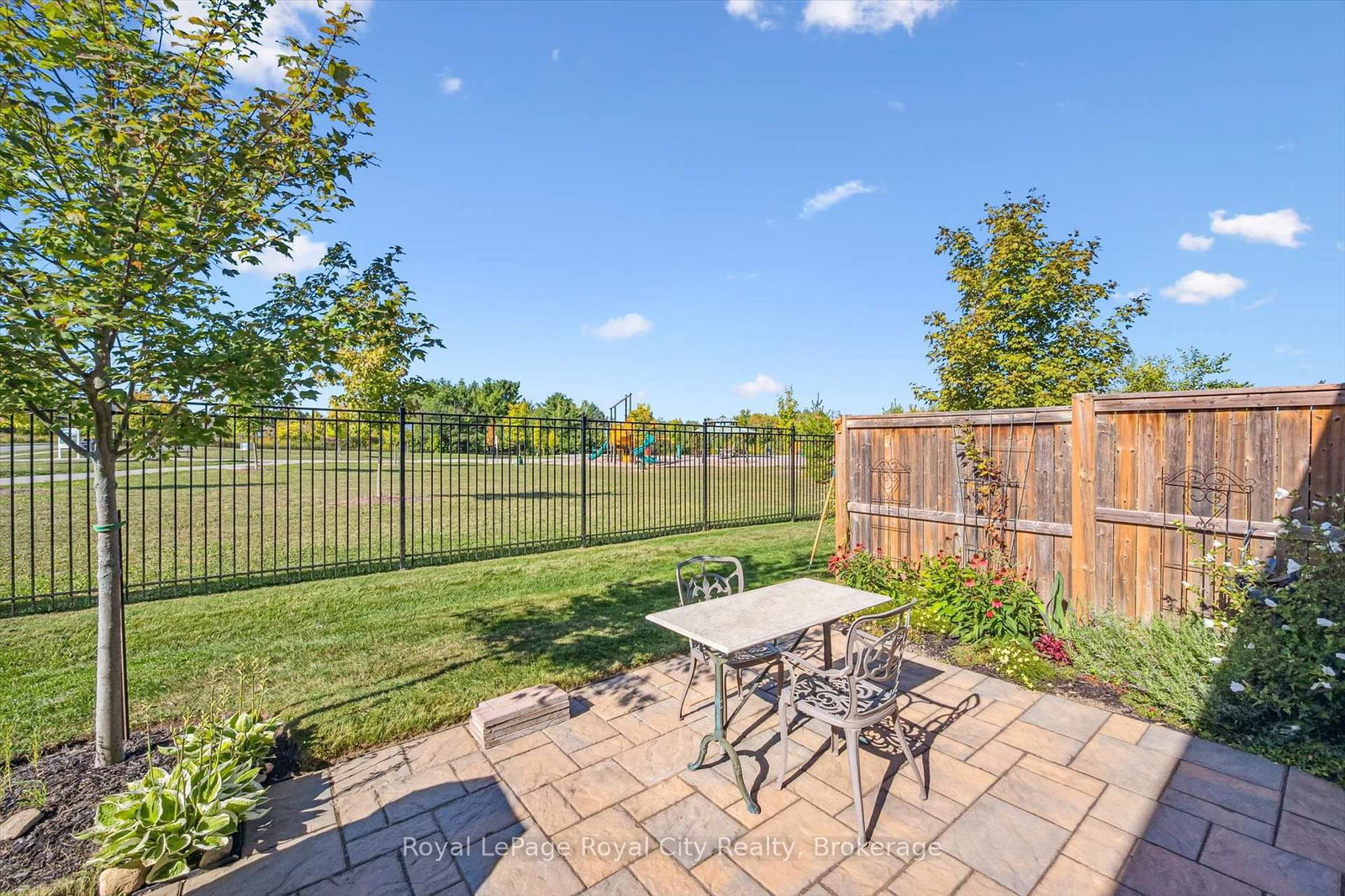 39 Kay Crescent, Unit 1 - Photo 43