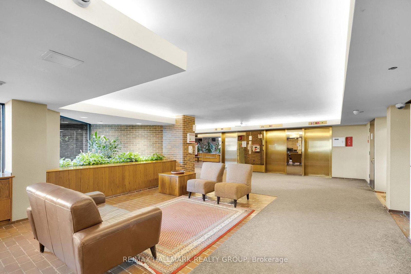 151 Bay Street, Unit 810 - Photo 27