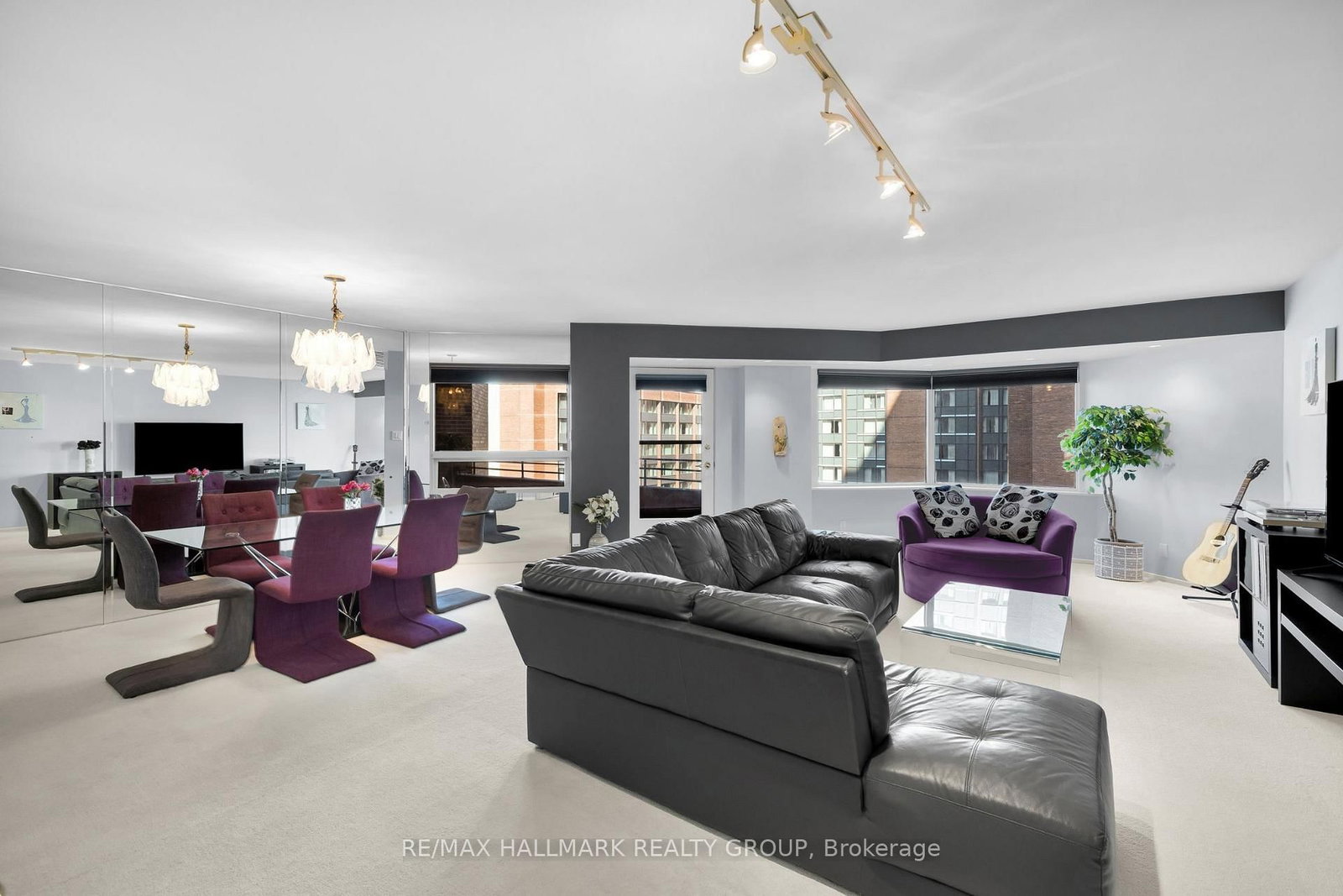 151 Bay Street, Unit 810 - Photo 3