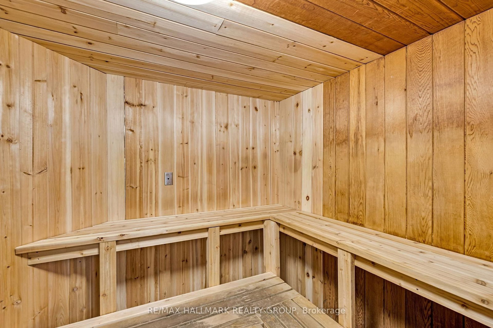 151 Bay Street, Unit 810 - Photo 30