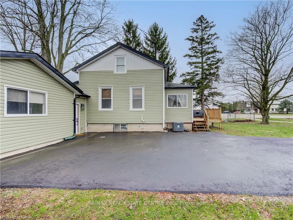 3593 Concession Drive • Southwest Middlesex, ON photo 4