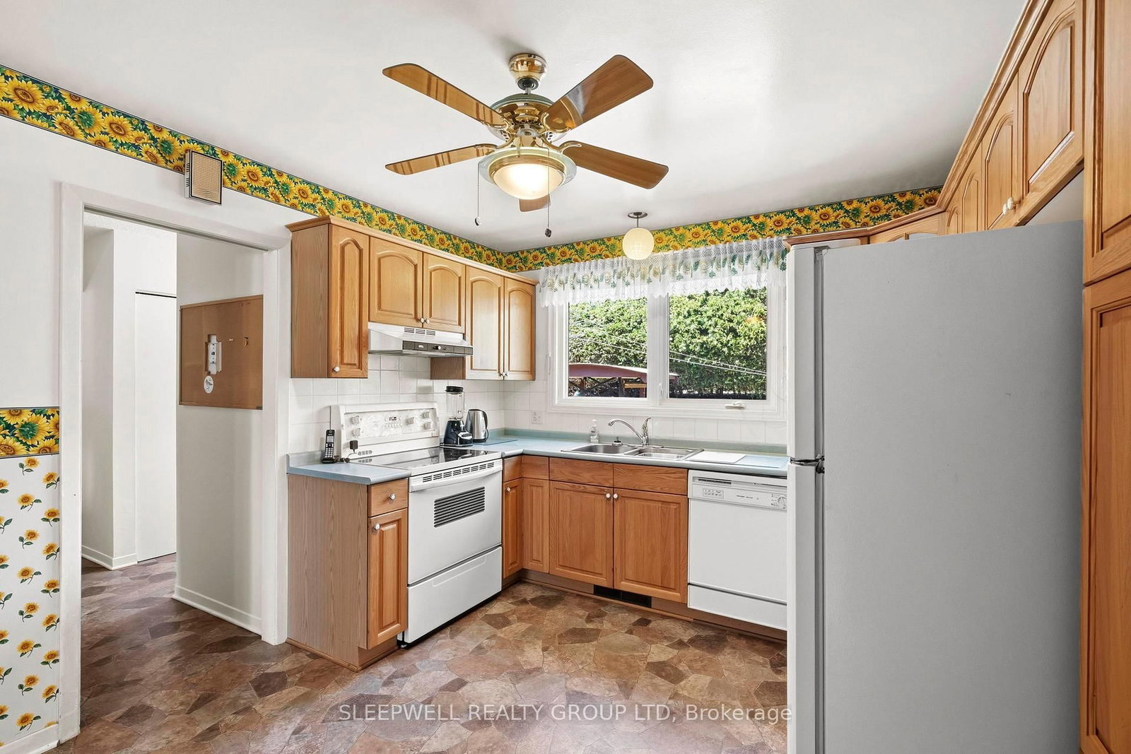 91 Country Lane W - Photo 12