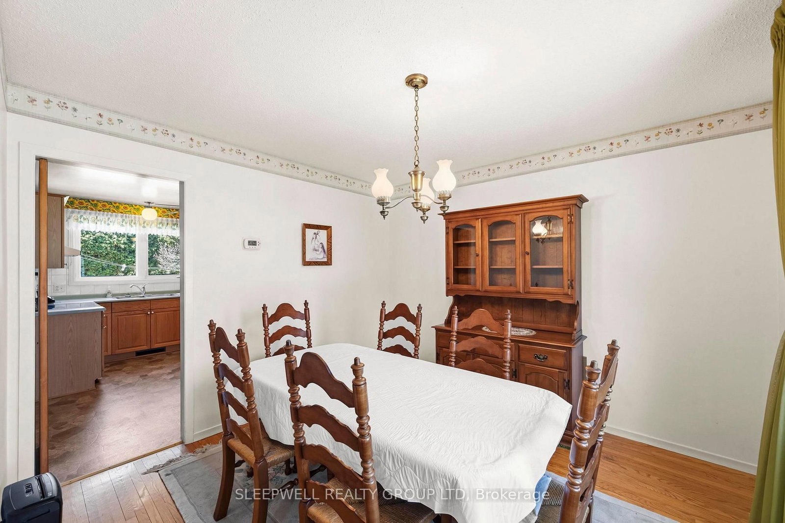 91 Country Lane W - Photo 9