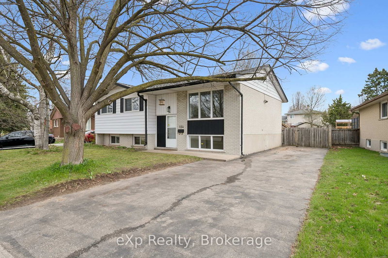 124 Montcalm Dr, Kitchener, N2B 2R5 | Image 3