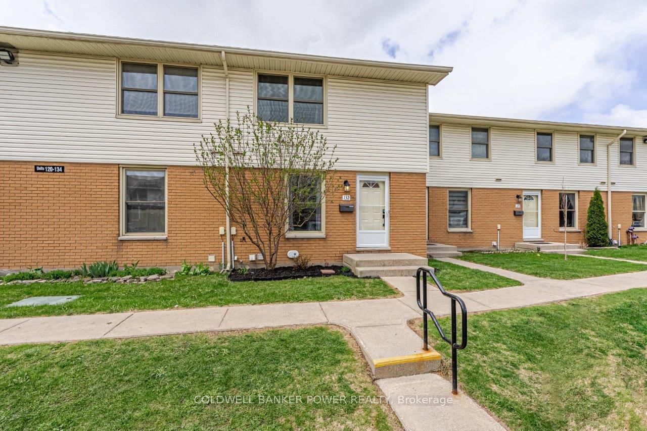 Townhouse for sale at 132-51 Sholto Drive, London South, Ontario, N6E 2H9 - South X - MLS: X13029282
