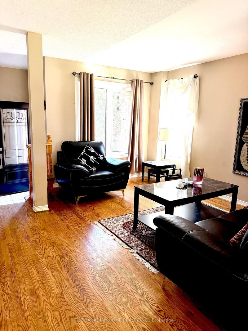 1435 Lynx Cres, Ottawa, K4A 3Z1 | Image 3