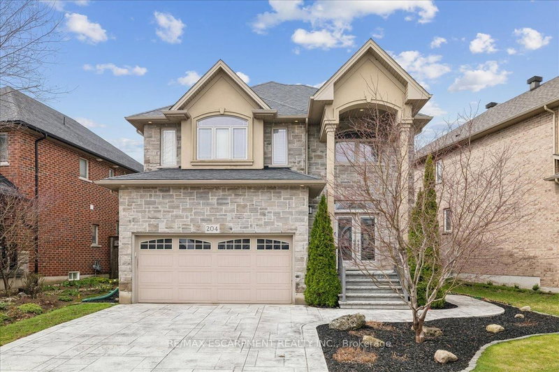 204 Vinton Rd, Hamilton, Ontario