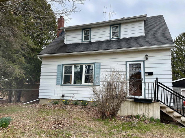 1668 Victoria Street