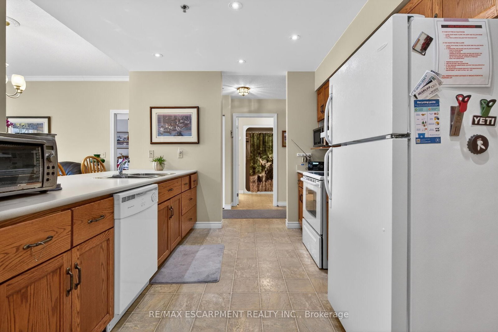 317 W Lock Street, Unit 115 - Photo 11