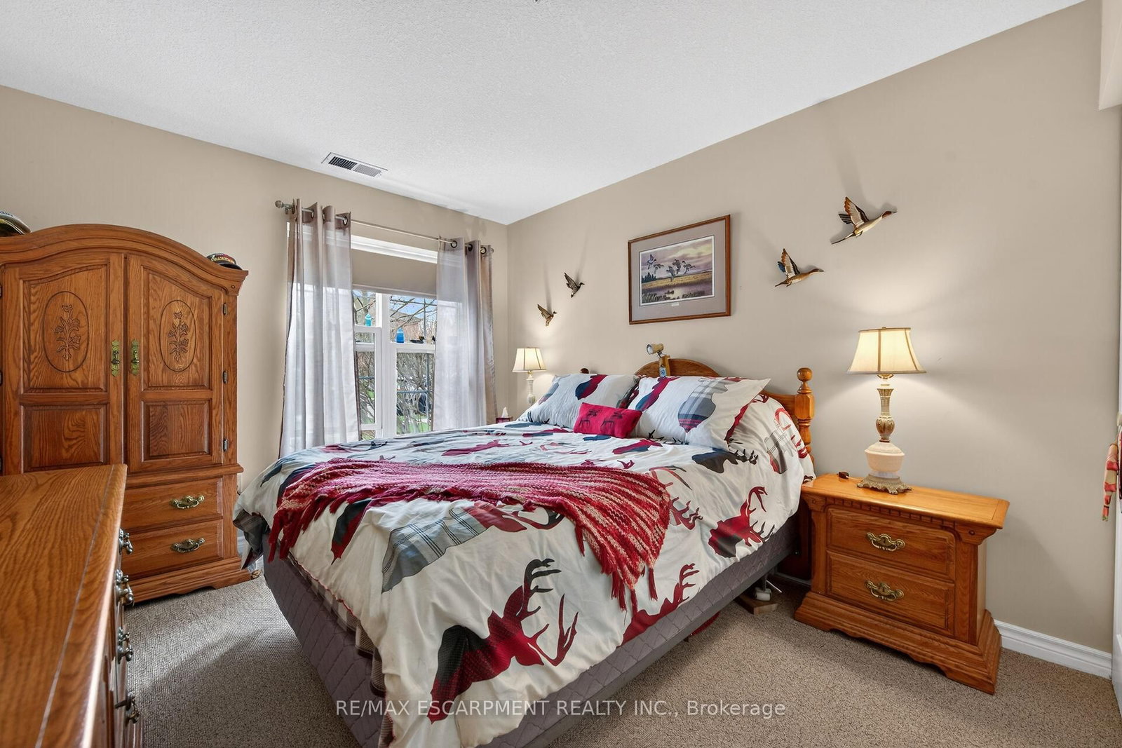 317 W Lock Street, Unit 115 - Photo 16