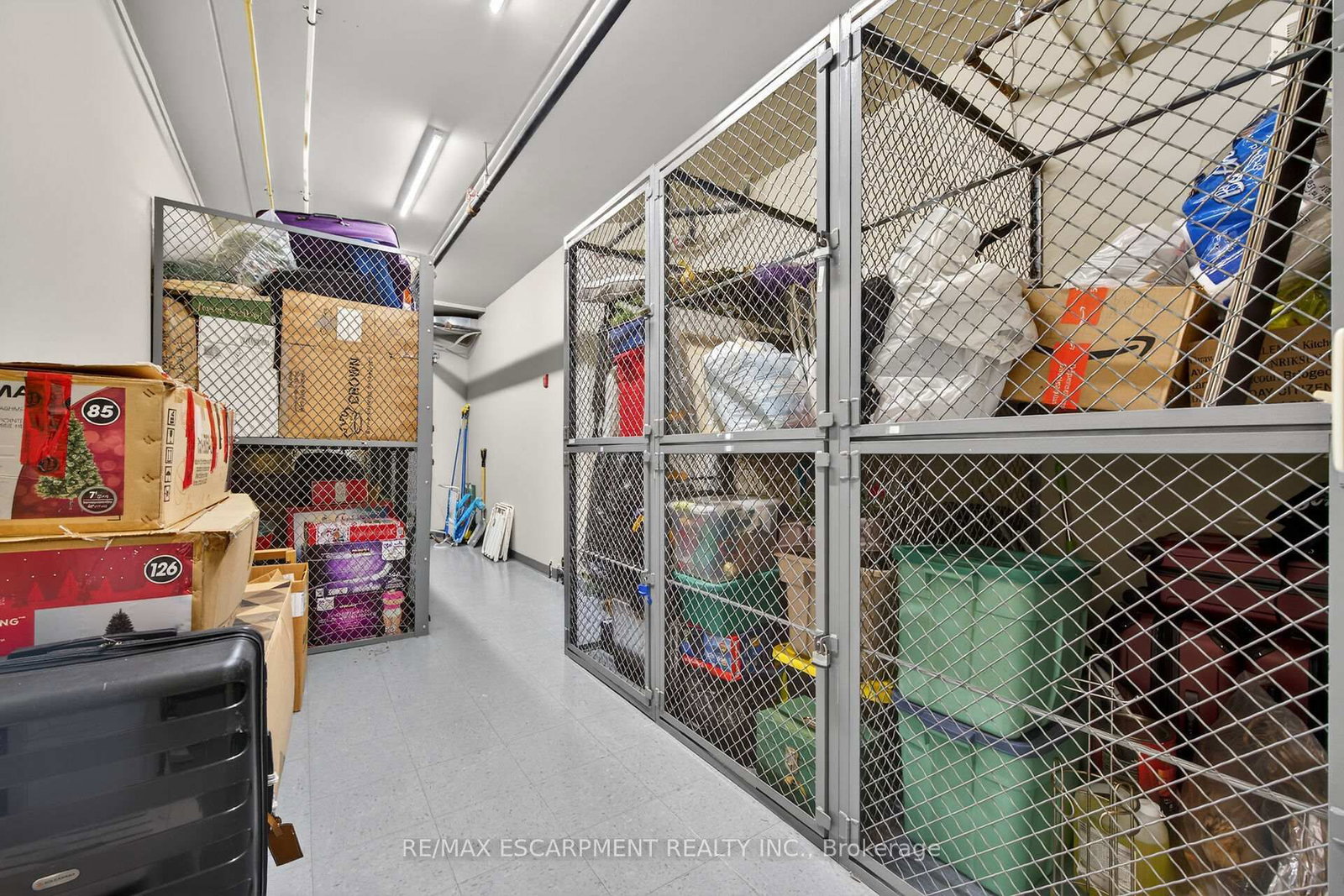 317 W Lock Street, Unit 115 - Photo 25