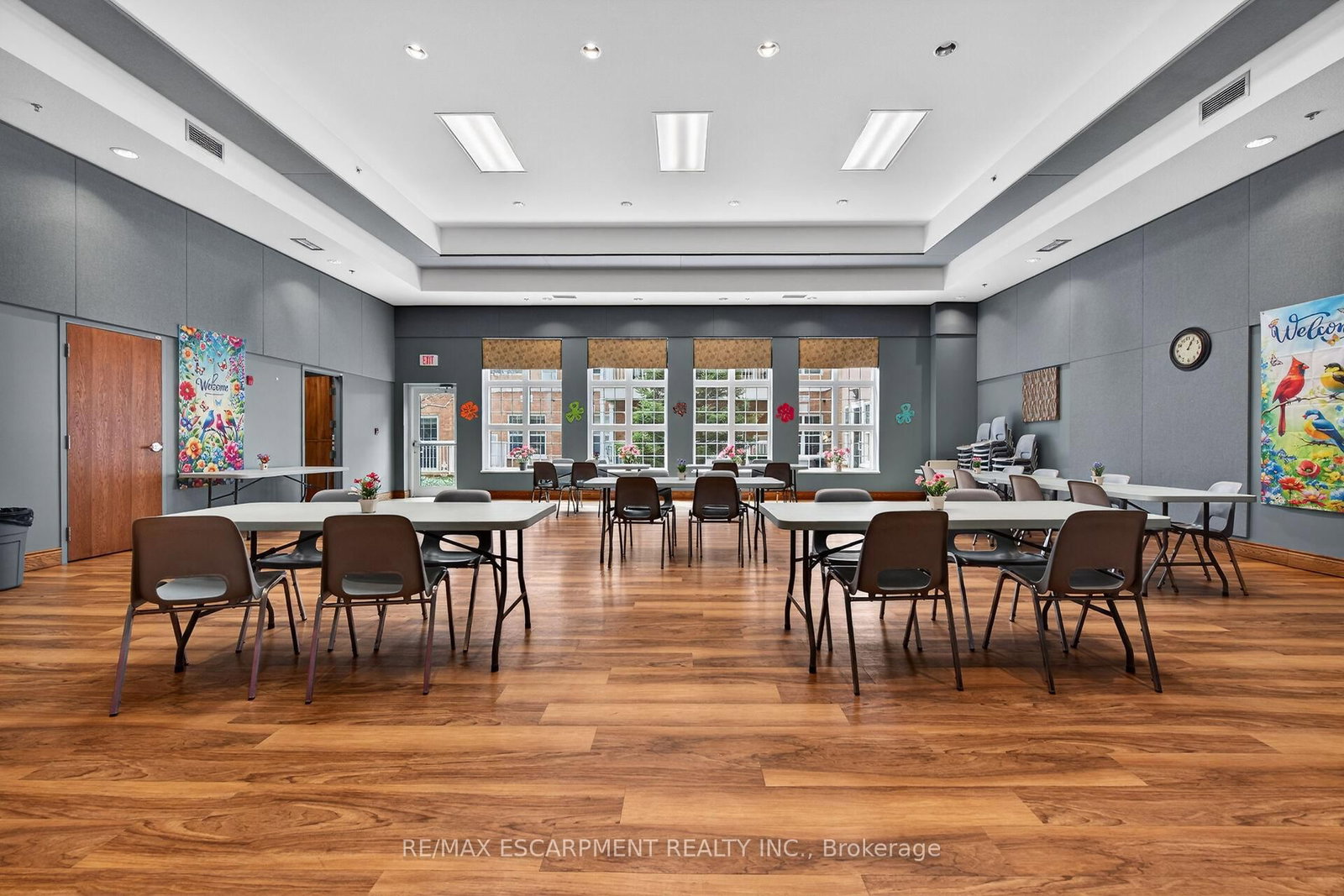 317 W Lock Street, Unit 115 - Photo 27