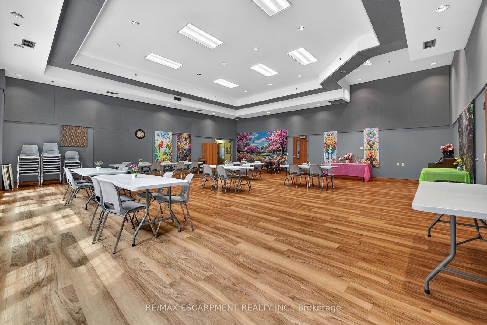 317 W Lock Street, Unit 115 - Photo 28