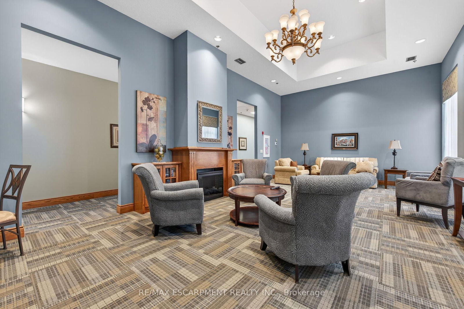 317 W Lock Street, Unit 115 - Photo 30