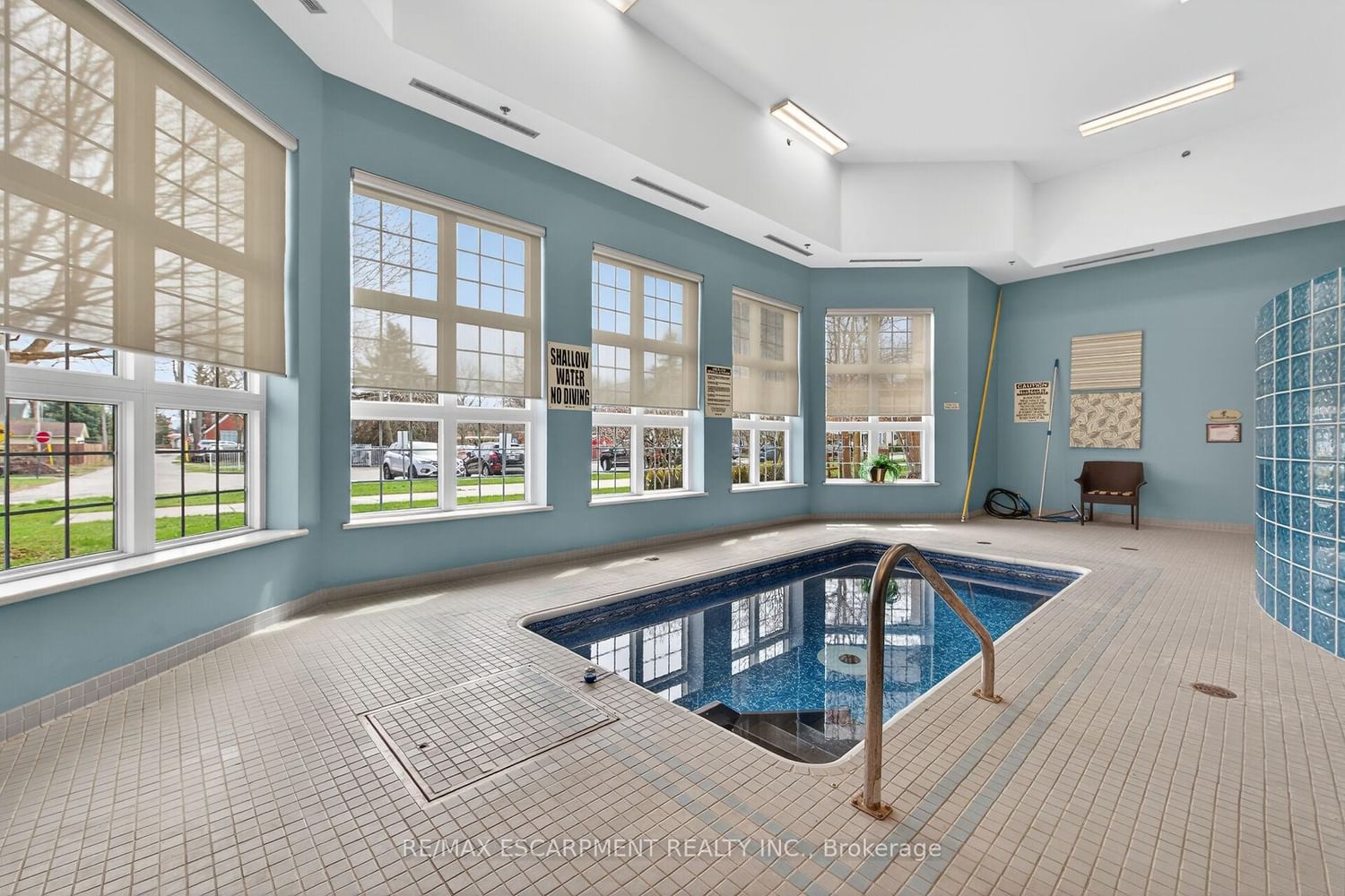 317 W Lock Street, Unit 115 - Photo 33