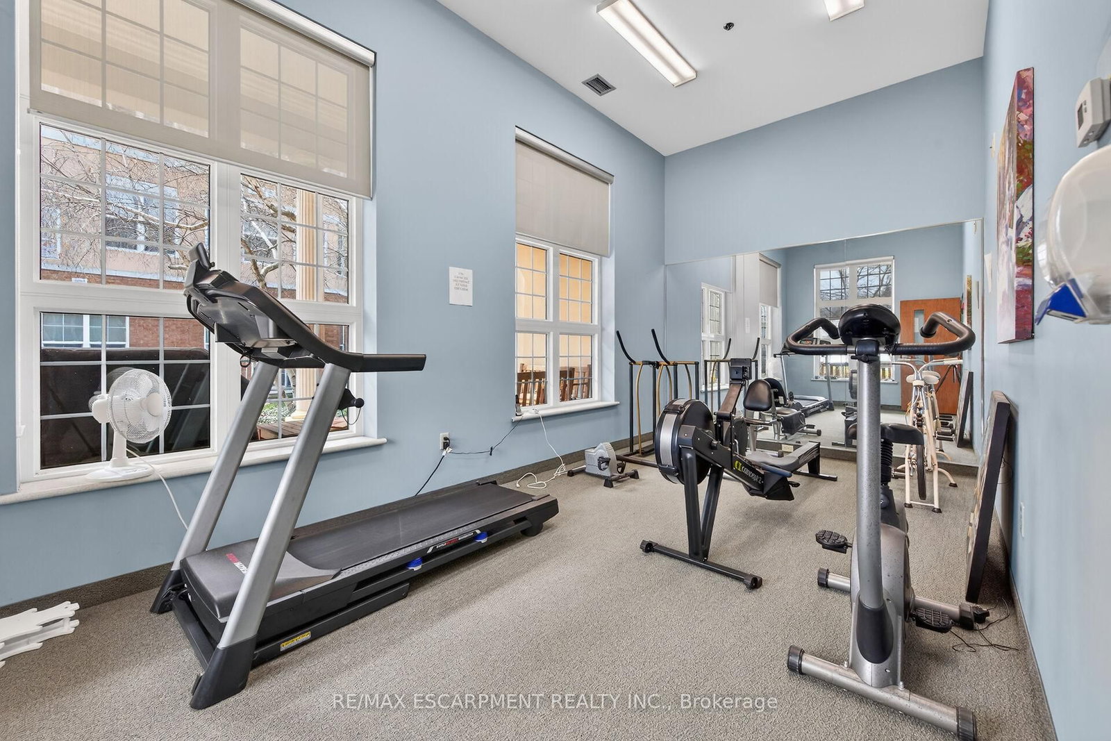 317 W Lock Street, Unit 115 - Photo 36