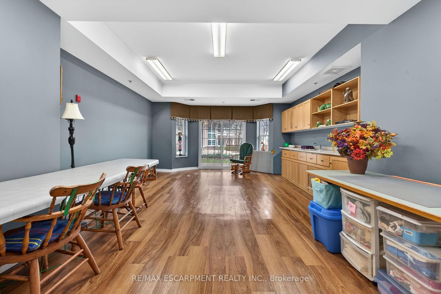 317 W Lock Street, Unit 115 - Photo 38