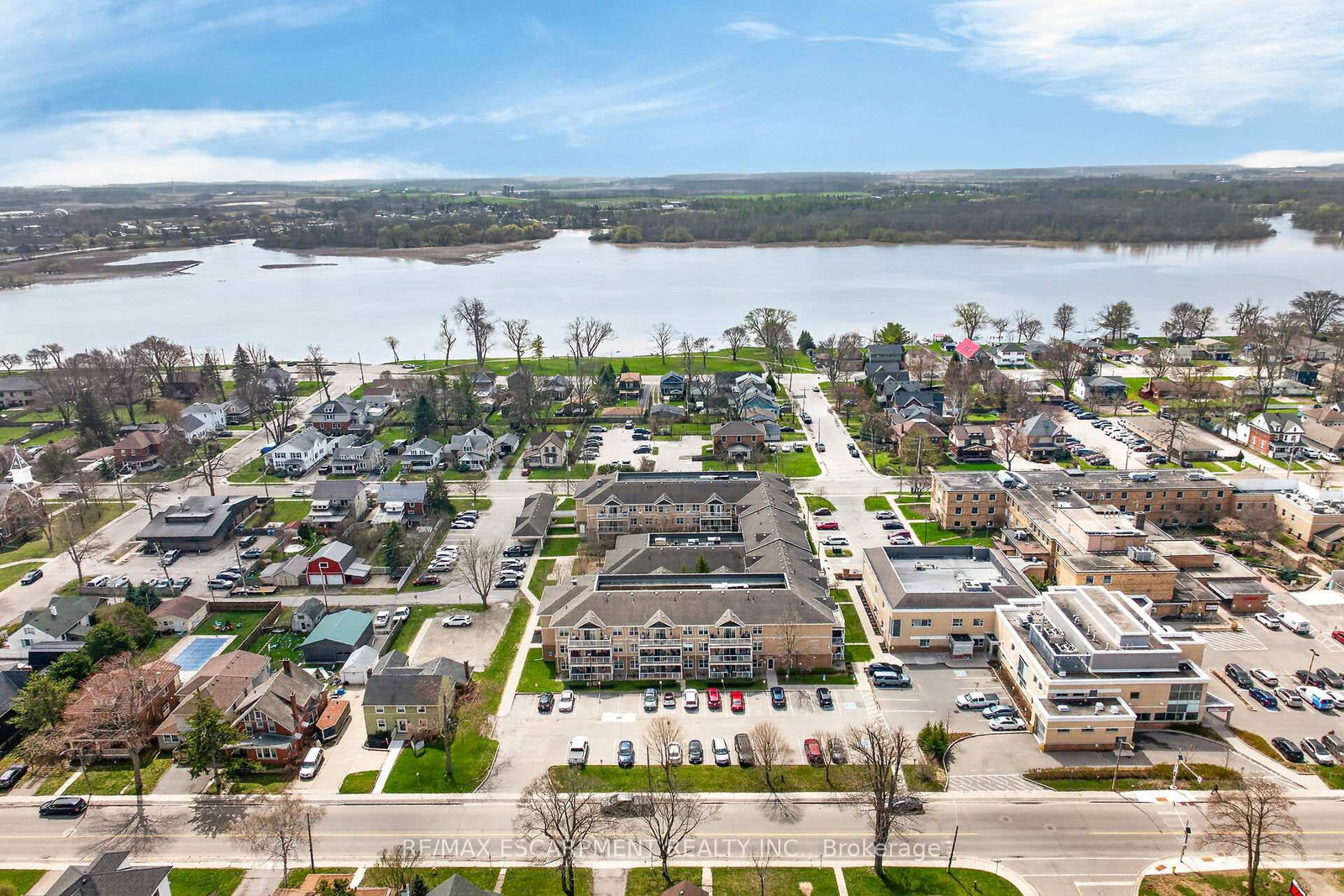 317 W Lock Street, Unit 115 - Photo 48