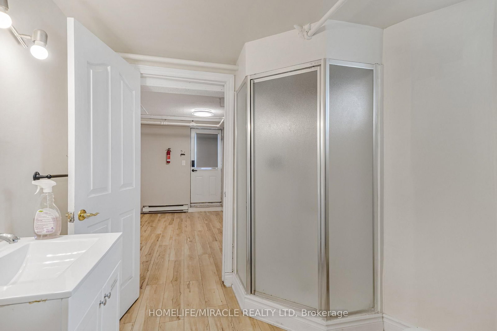 3318 Sinnicks Avenue - Photo 38