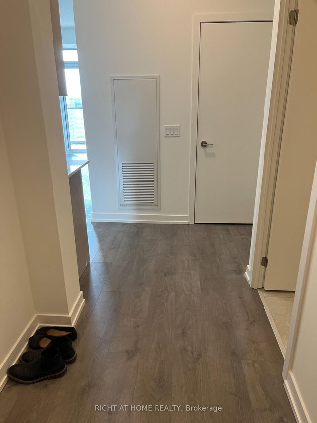 1501 - 55 Duke Street W