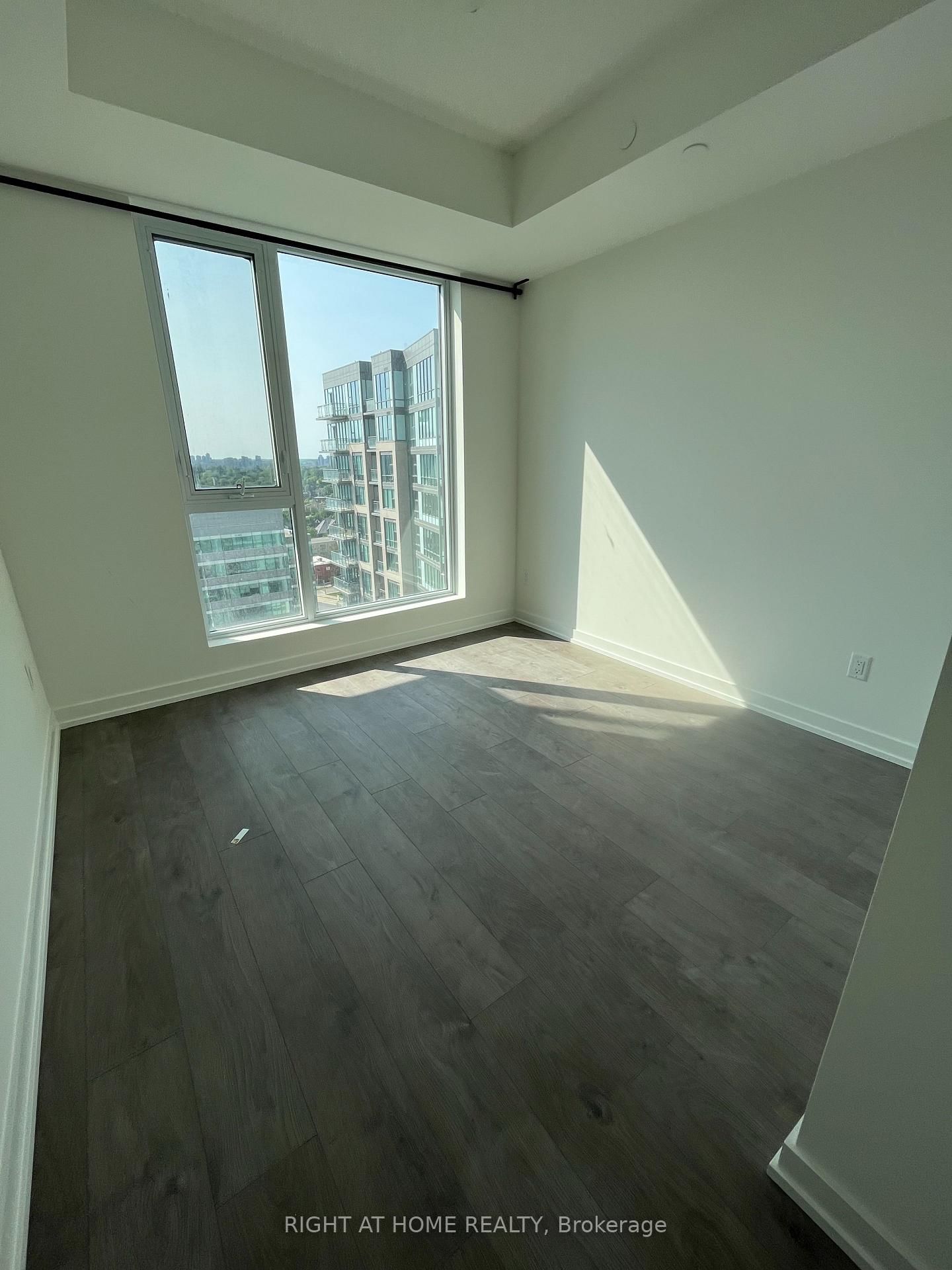 55 Duke Street W, Unit 1501 - Photo 10