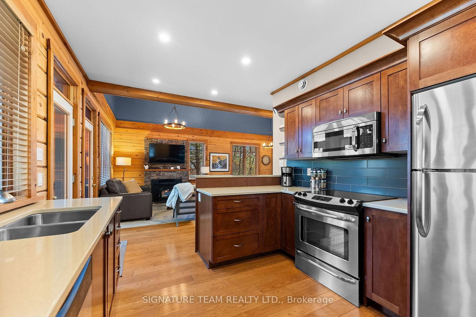 287 Presquile Trail • Foresters Falls, ON photo 16