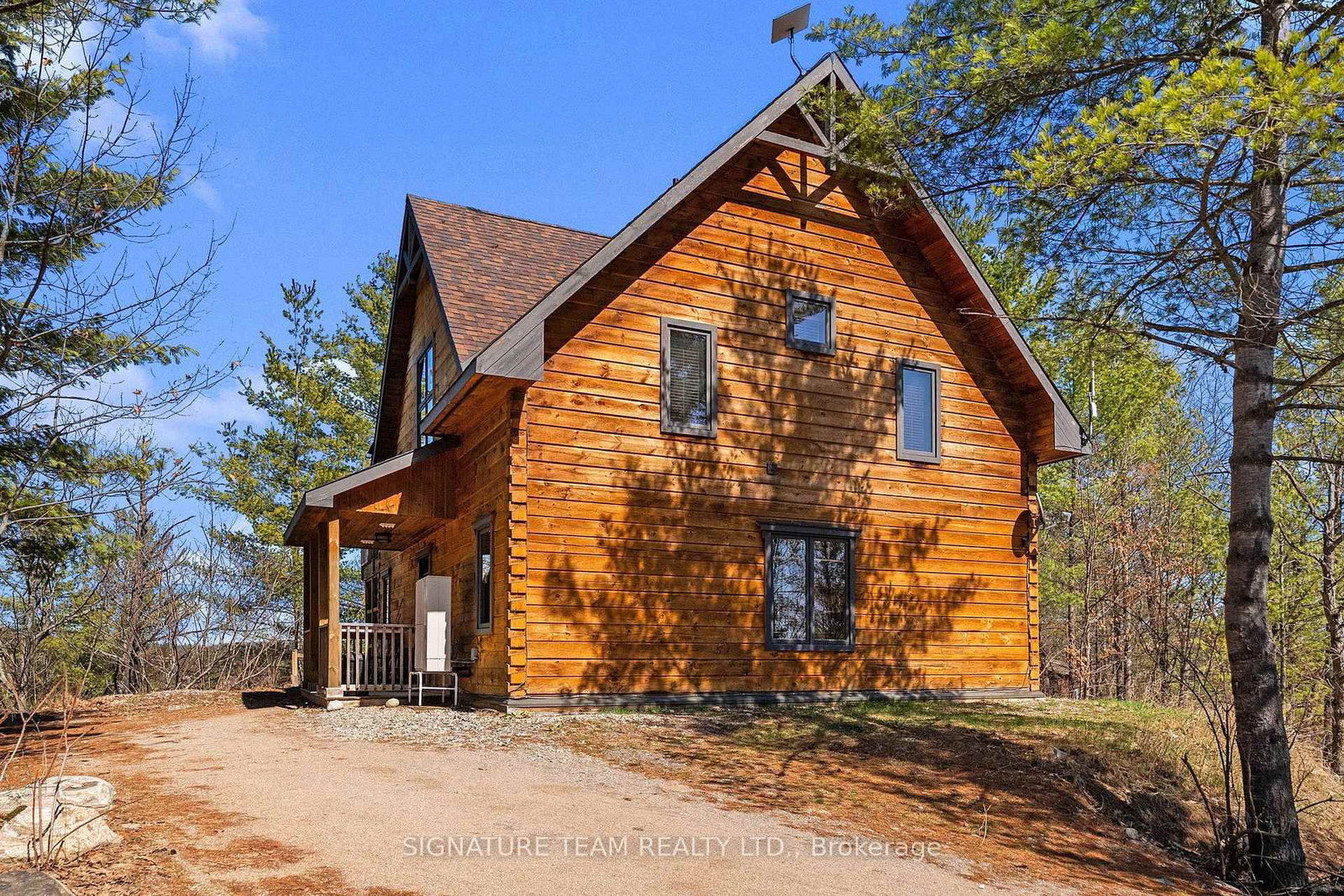 287 Presquile Trail • Foresters Falls, ON photo 2