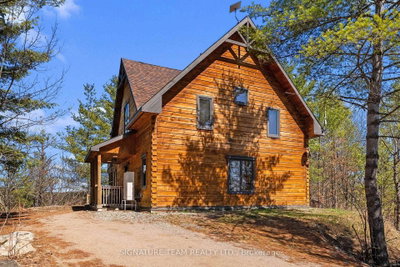 287 Presquile Trail • Foresters Falls, ON photo 2