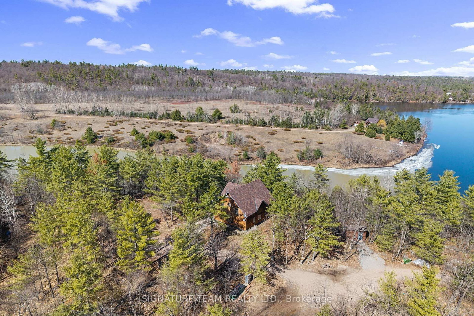 287 Presquile Trail • Foresters Falls, ON photo 3