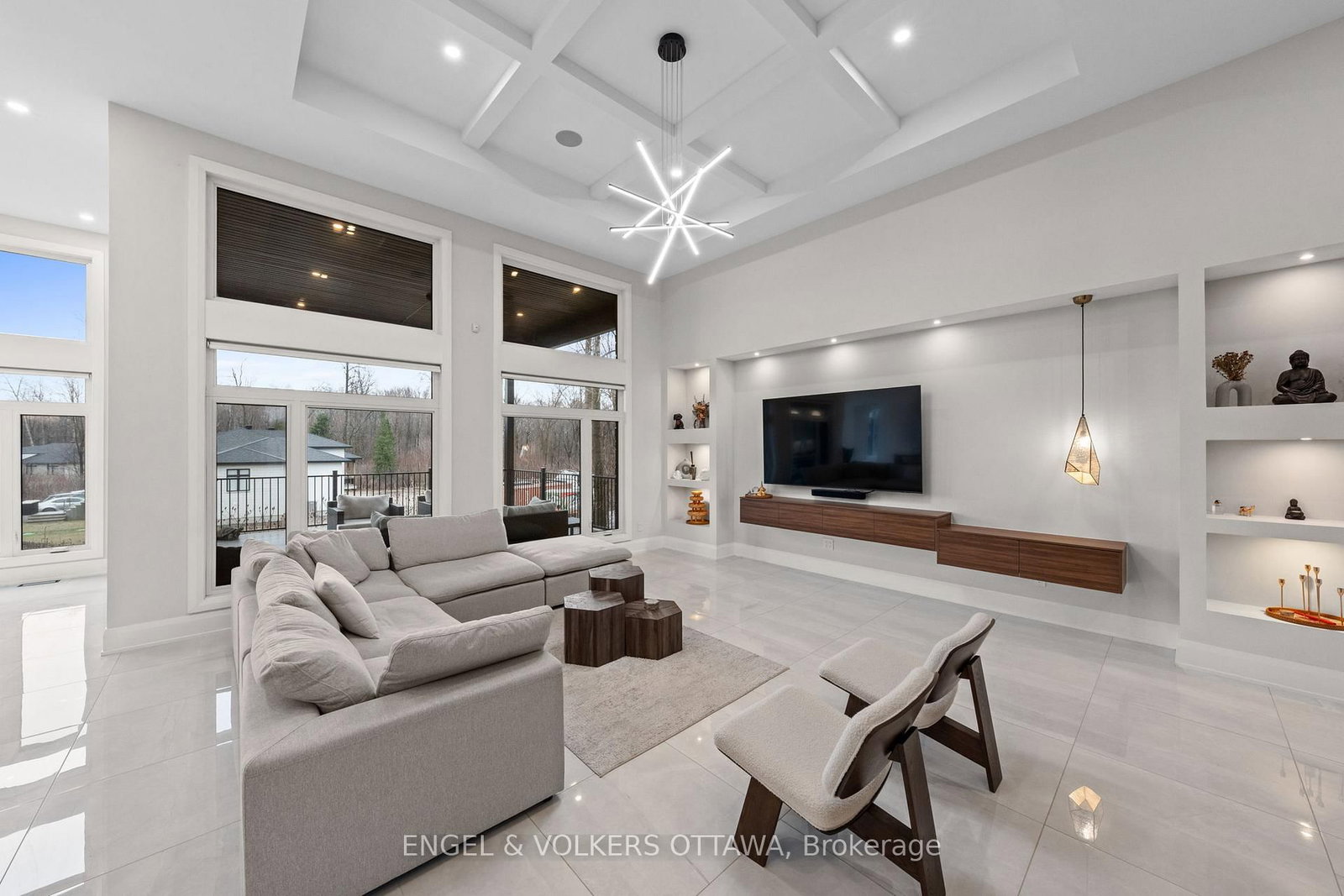 1600 Nightshade Place • Greely, ON photo 7