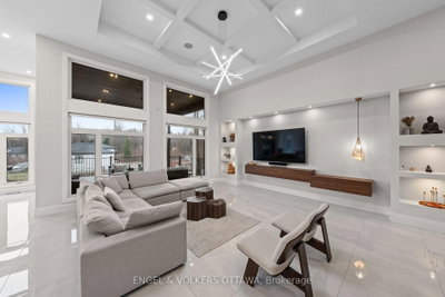1600 Nightshade Place • Greely, ON photo 7