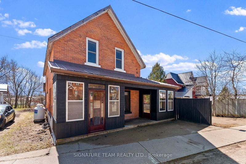 23 Main Street