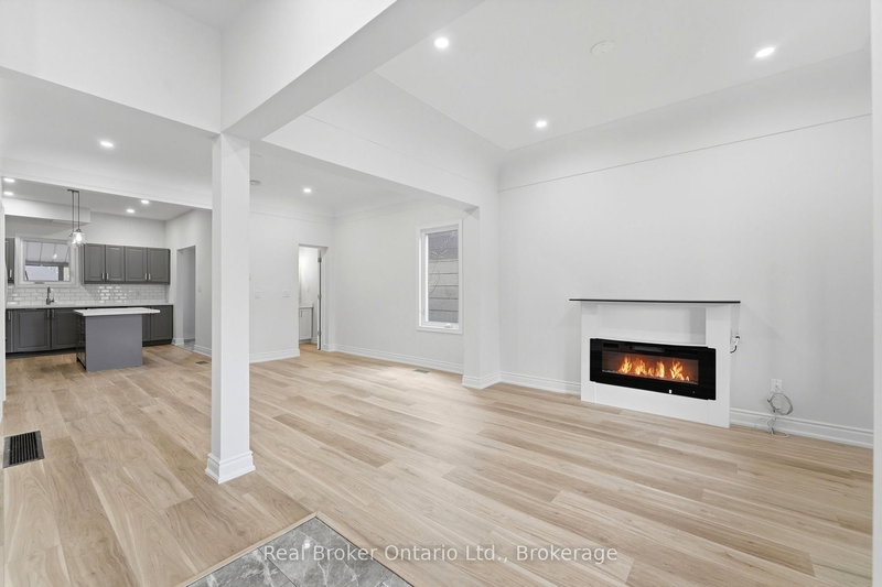 Upper - 167 Rosslyn Ave N, Hamilton, L8L 7P8 | Image 3