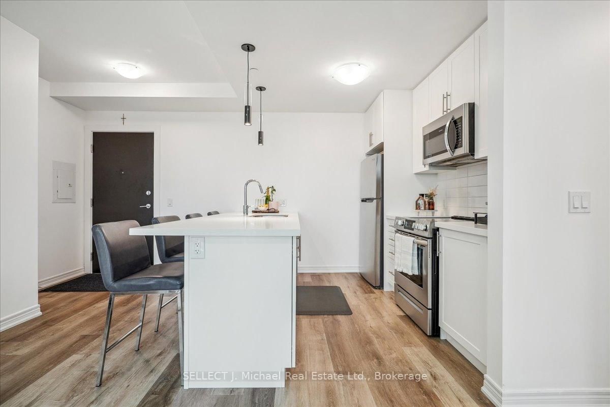 2750 King Street E, Unit 404 - Photo 23