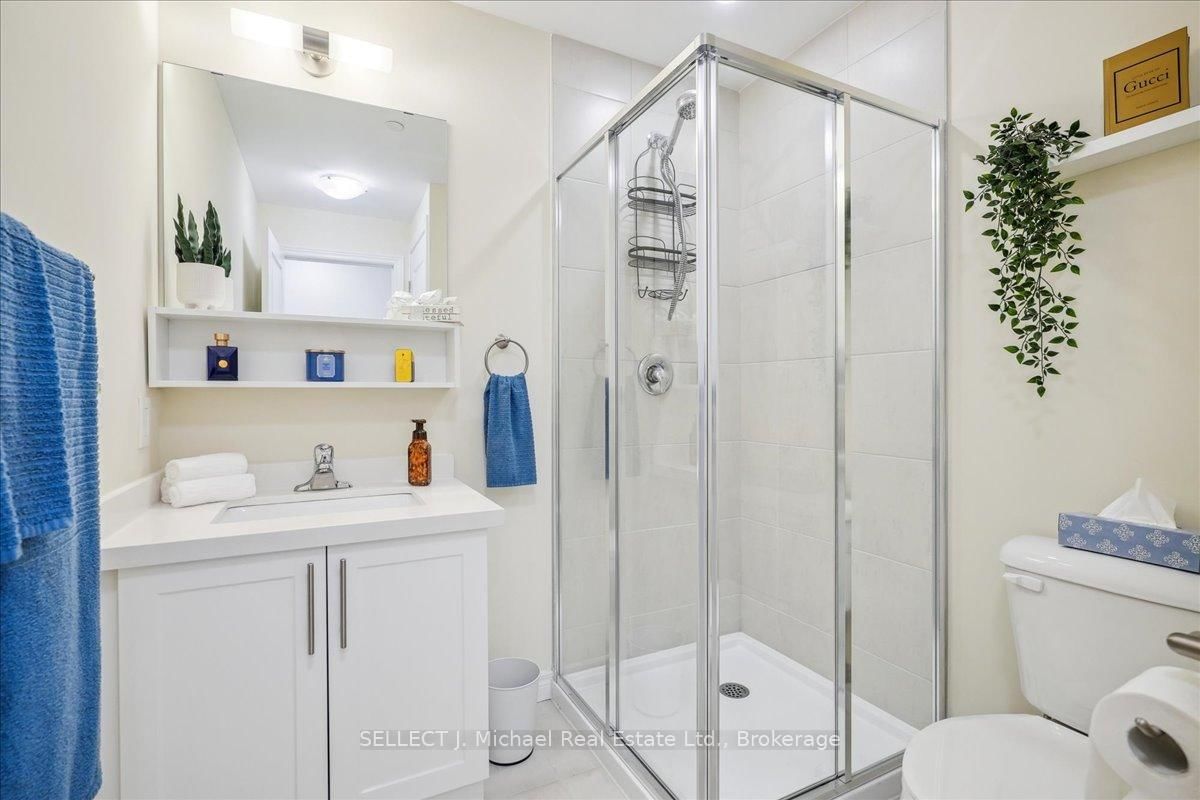 2750 King Street E, Unit 404 - Photo 35