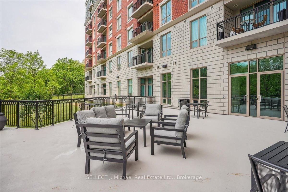 2750 King Street E, Unit 404 - Photo 9