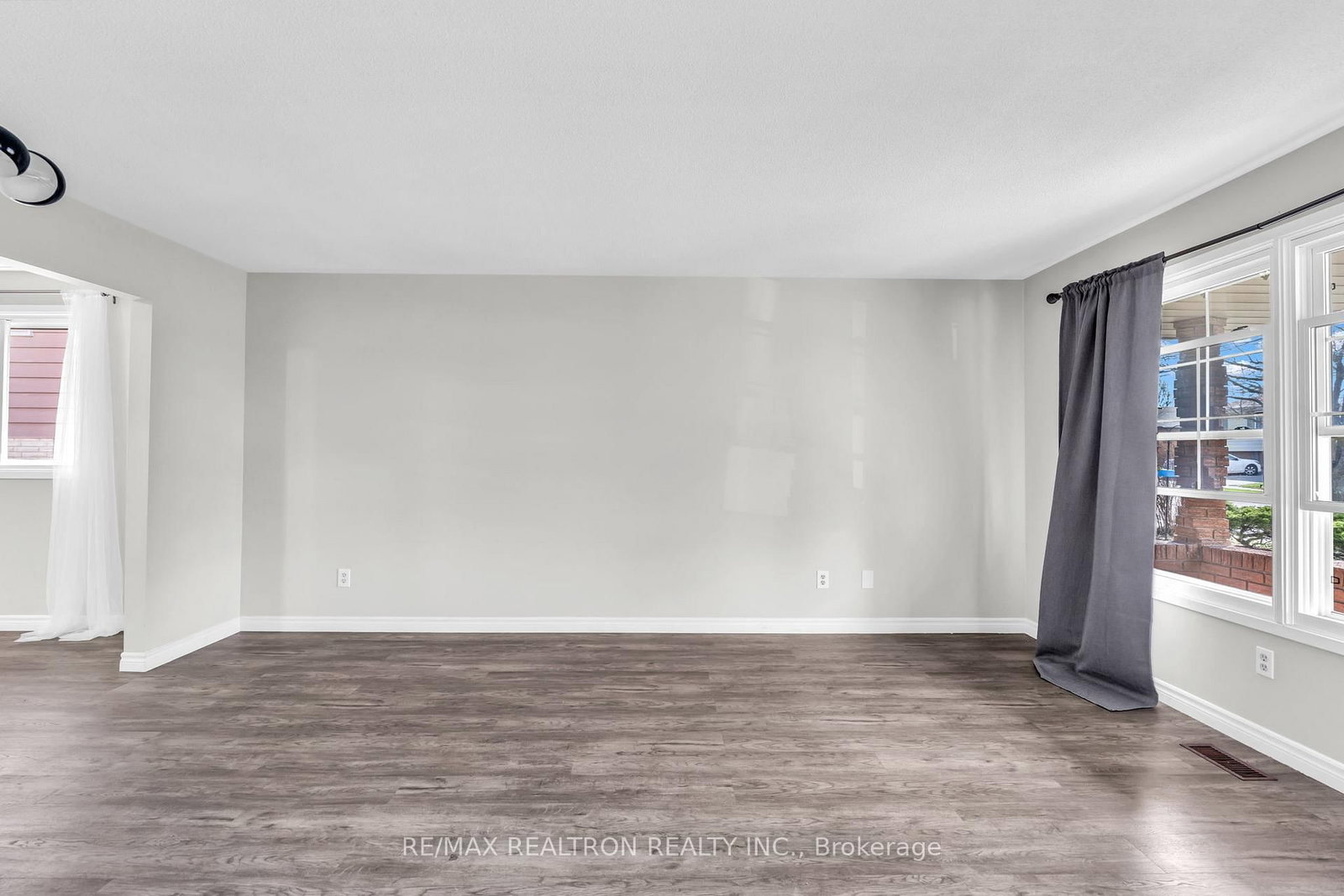 143 Muriel Crescent - Photo 13