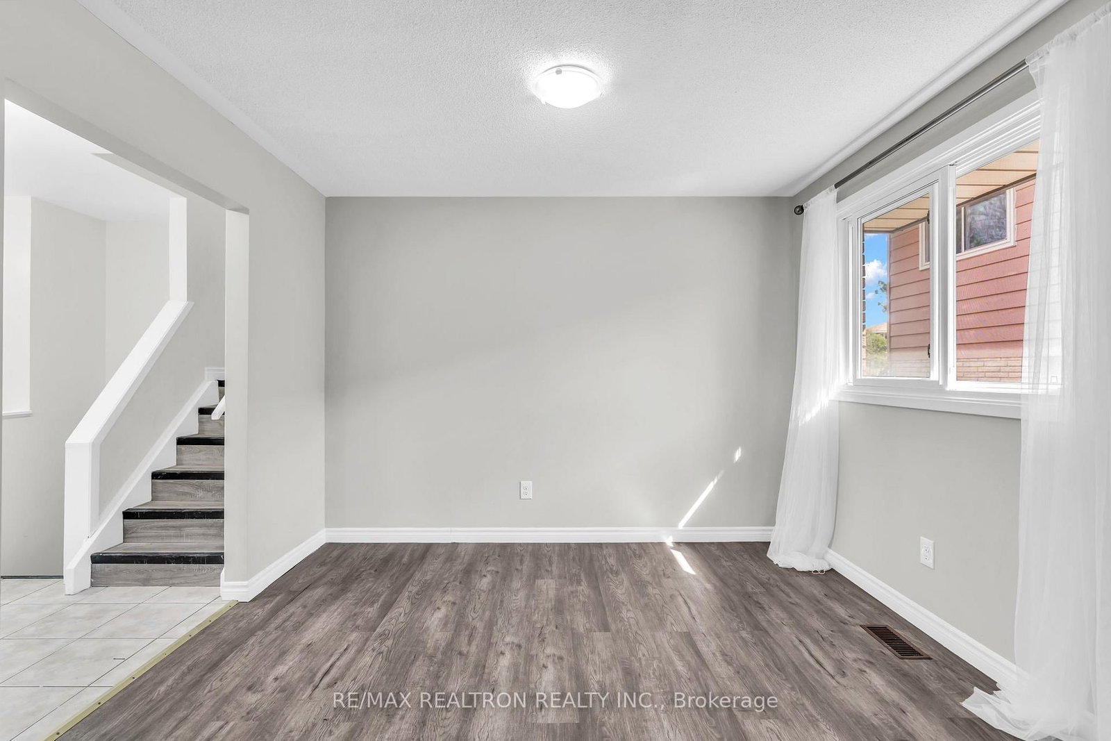 143 Muriel Crescent - Photo 18